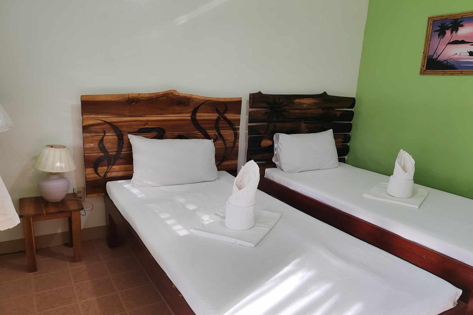Summer Homes Beach Resort And Cottages Palawan Barton Esterno foto