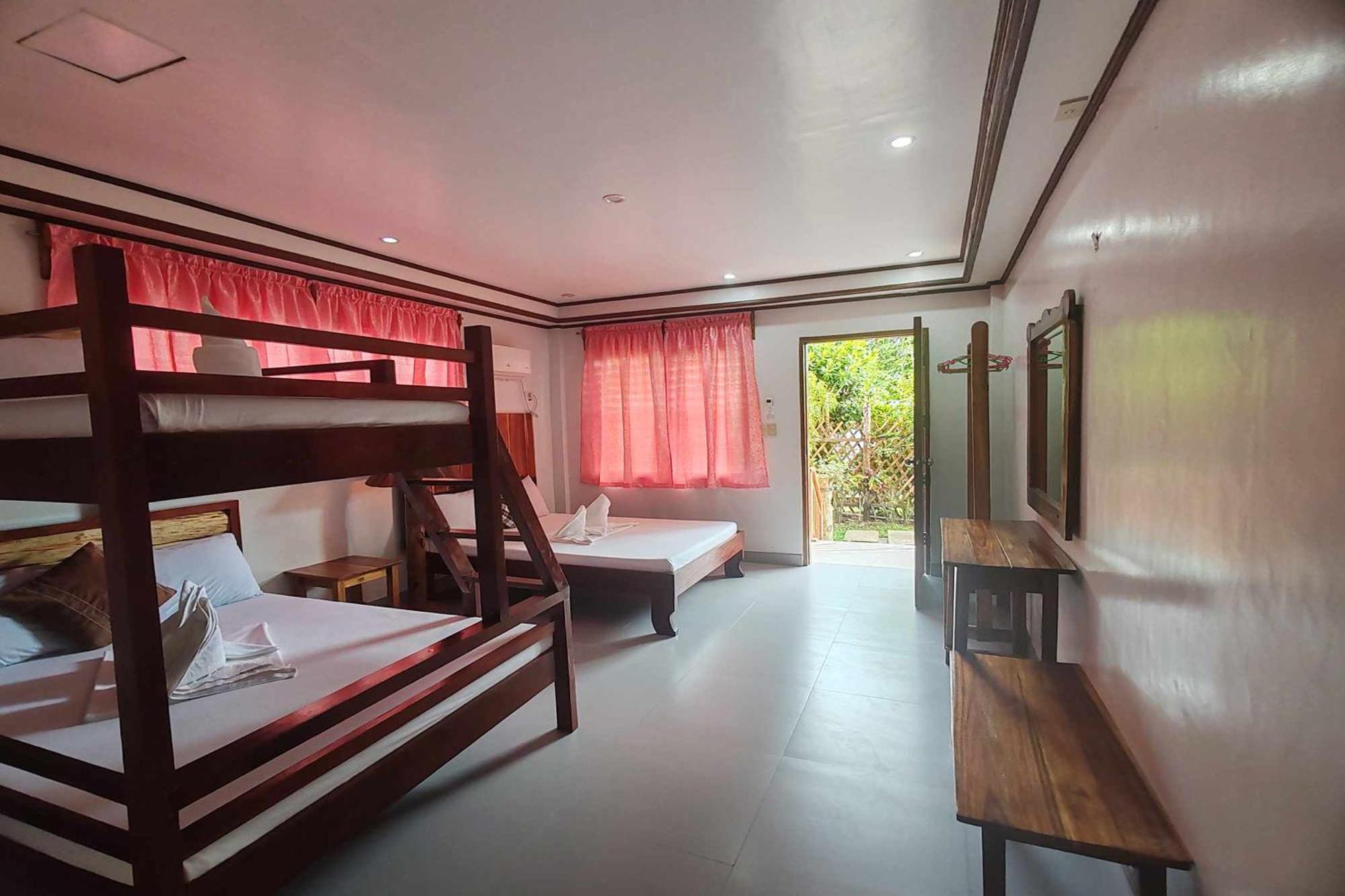 Summer Homes Beach Resort And Cottages Palawan Barton Esterno foto