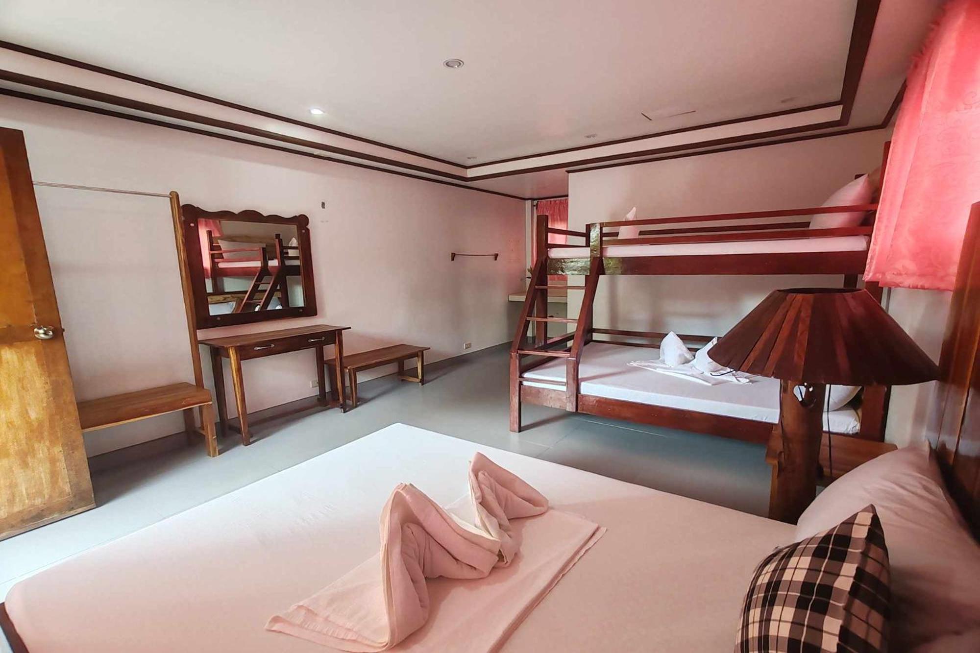 Summer Homes Beach Resort And Cottages Palawan Barton Esterno foto