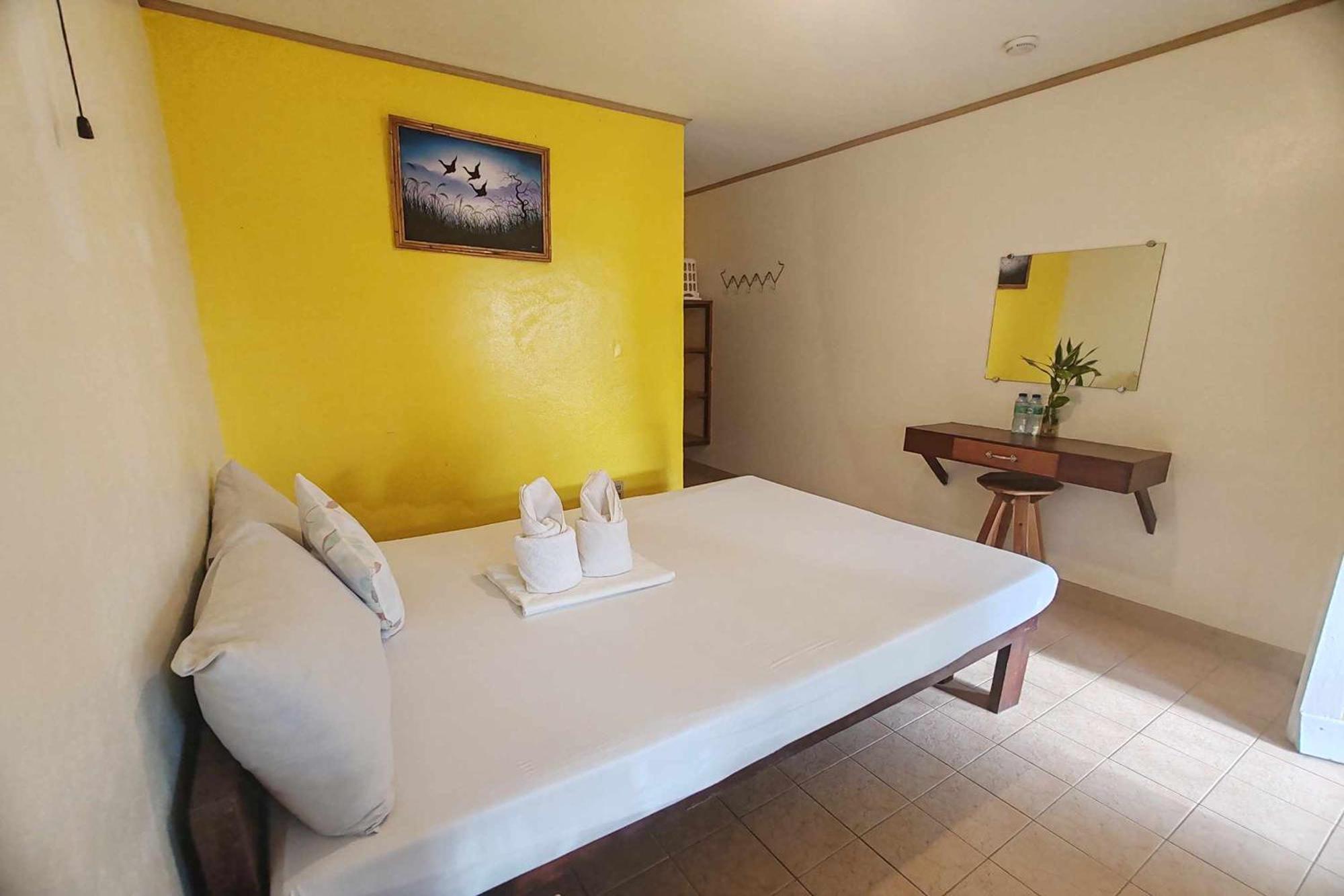 Summer Homes Beach Resort And Cottages Palawan Barton Esterno foto