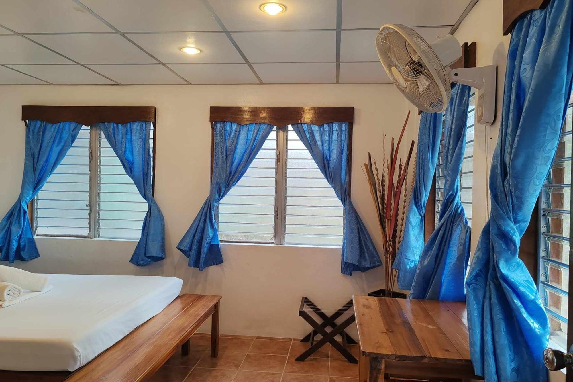 Summer Homes Beach Resort And Cottages Palawan Barton Esterno foto